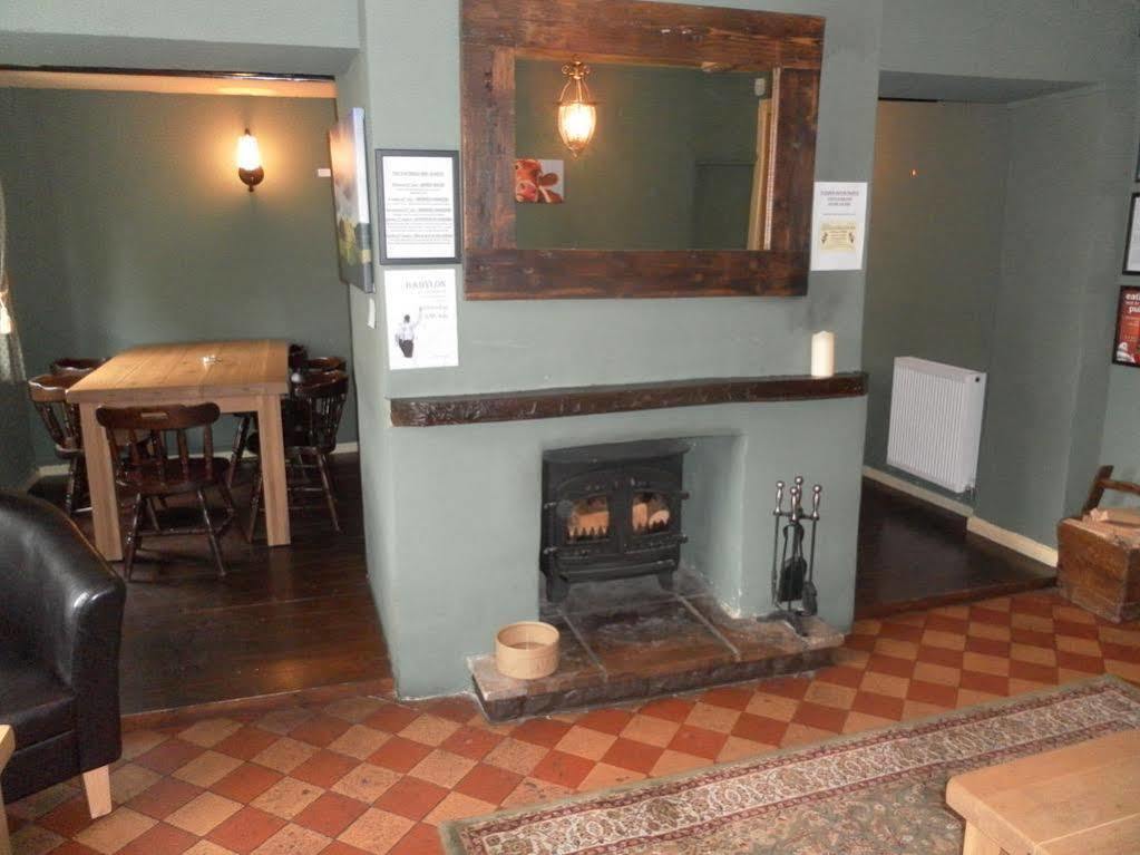 The Chetnole Inn Ngoại thất bức ảnh