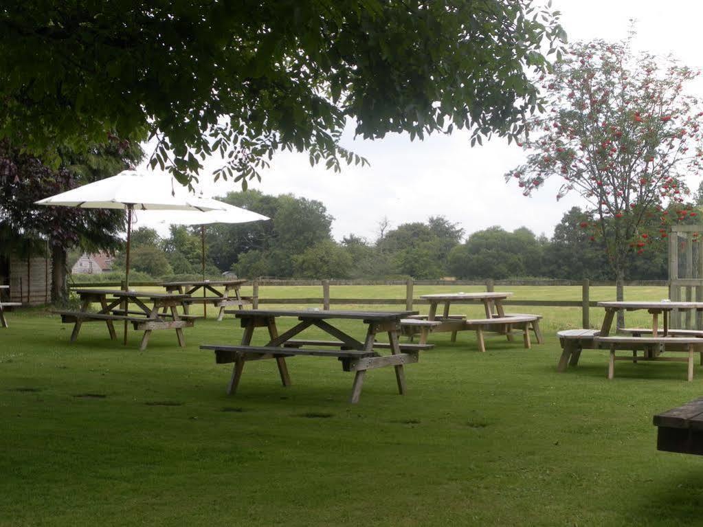 The Chetnole Inn Ngoại thất bức ảnh